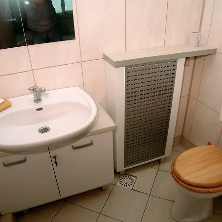 Pokoje Noclegowe W Lodzi Hotel *