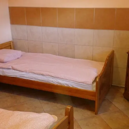 Pokoje Noclegowe W Lodzi Szálloda Łódź