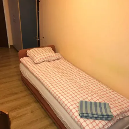Pokoje Noclegowe W Lodzi Szálloda